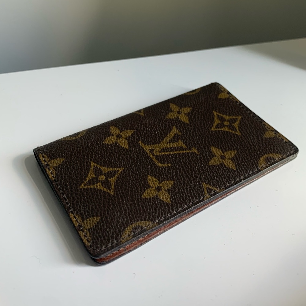 Louie Vuitton mini pocket book